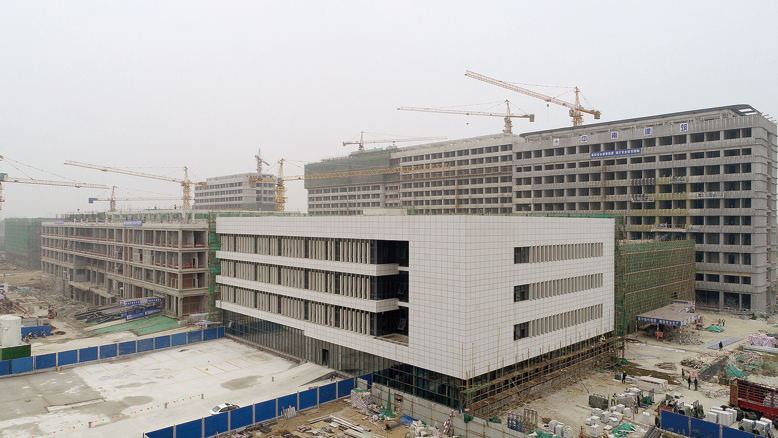 縣人民醫(yī)院及縣婦幼保健院遷建工程現(xiàn)場(chǎng)